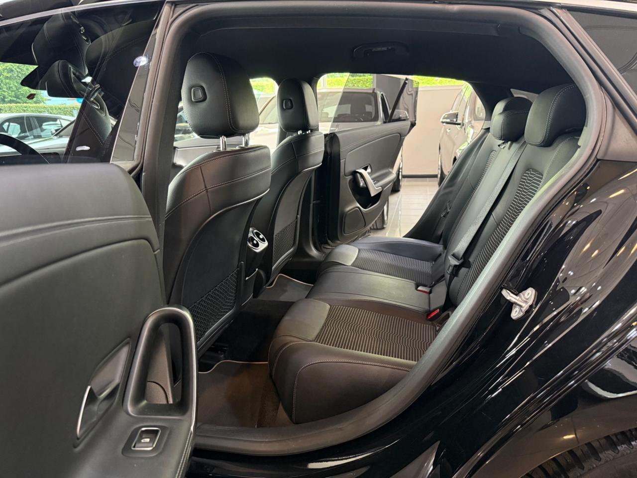 Mercedes-benz CLA 200 d Business auto 98.000KM!!