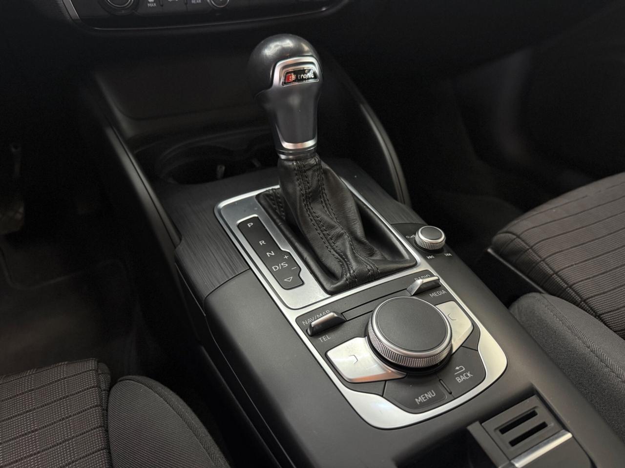 Audi A3 SPB 1.6 TDI 116 CV S tronic Sport