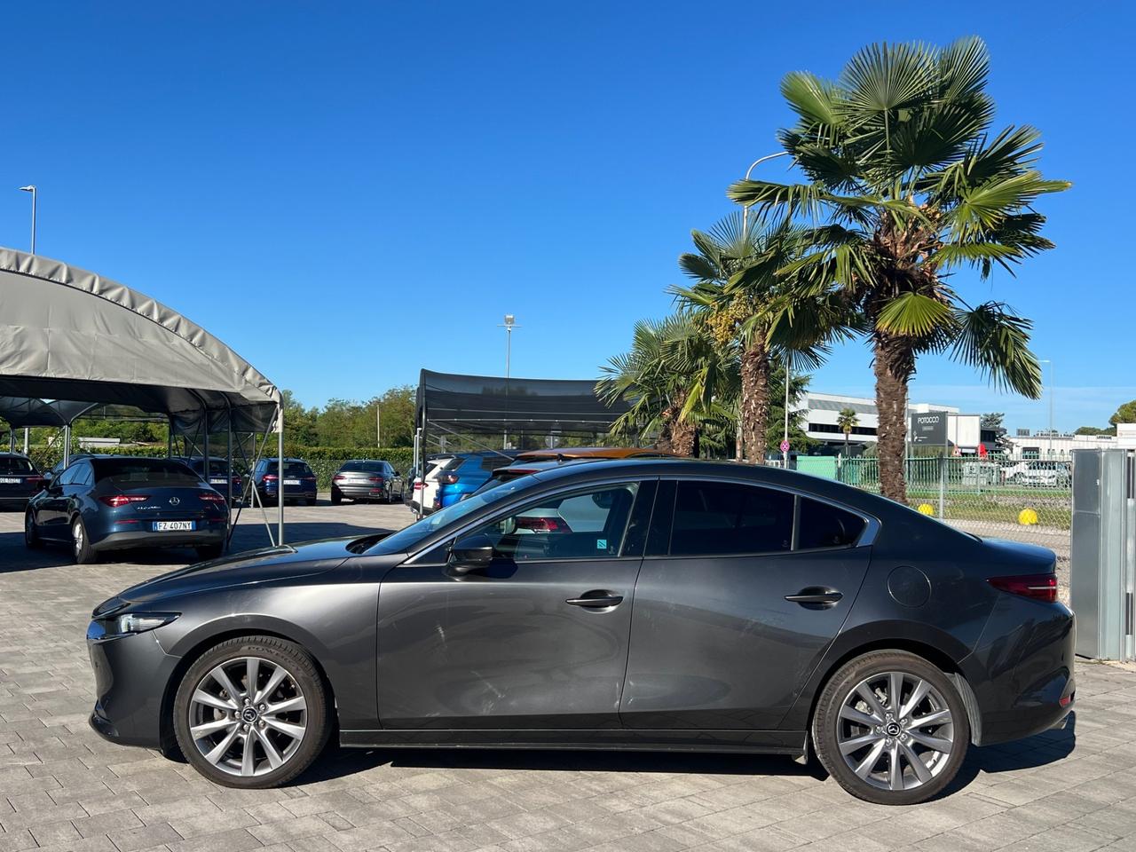 Mazda 3 2.0 m-hybrid sedan Executive FINANZIABILE