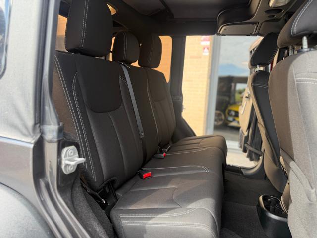 JEEP Wrangler Unlimited 2.8 CRD DPF Rubicon Auto