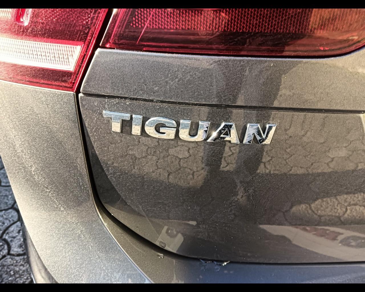 VOLKSWAGEN Tiguan II 2016 - Tiguan 1.5 tsi Advanced R-Line Exterior Pac