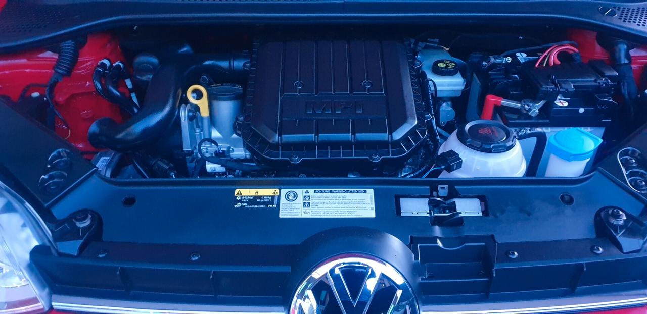VOLKSWSWAGEN UP 1,0 BENZINA PARI NUOVO SOLO 19 MILA KM
