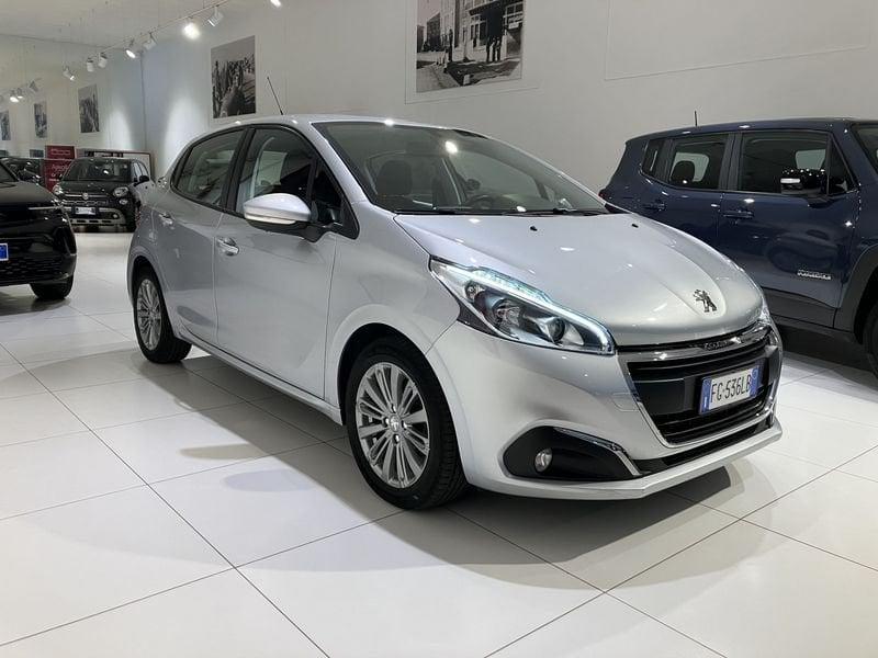 Peugeot 208 BlueHDi 75 5 porte Allure OK Neopatentati