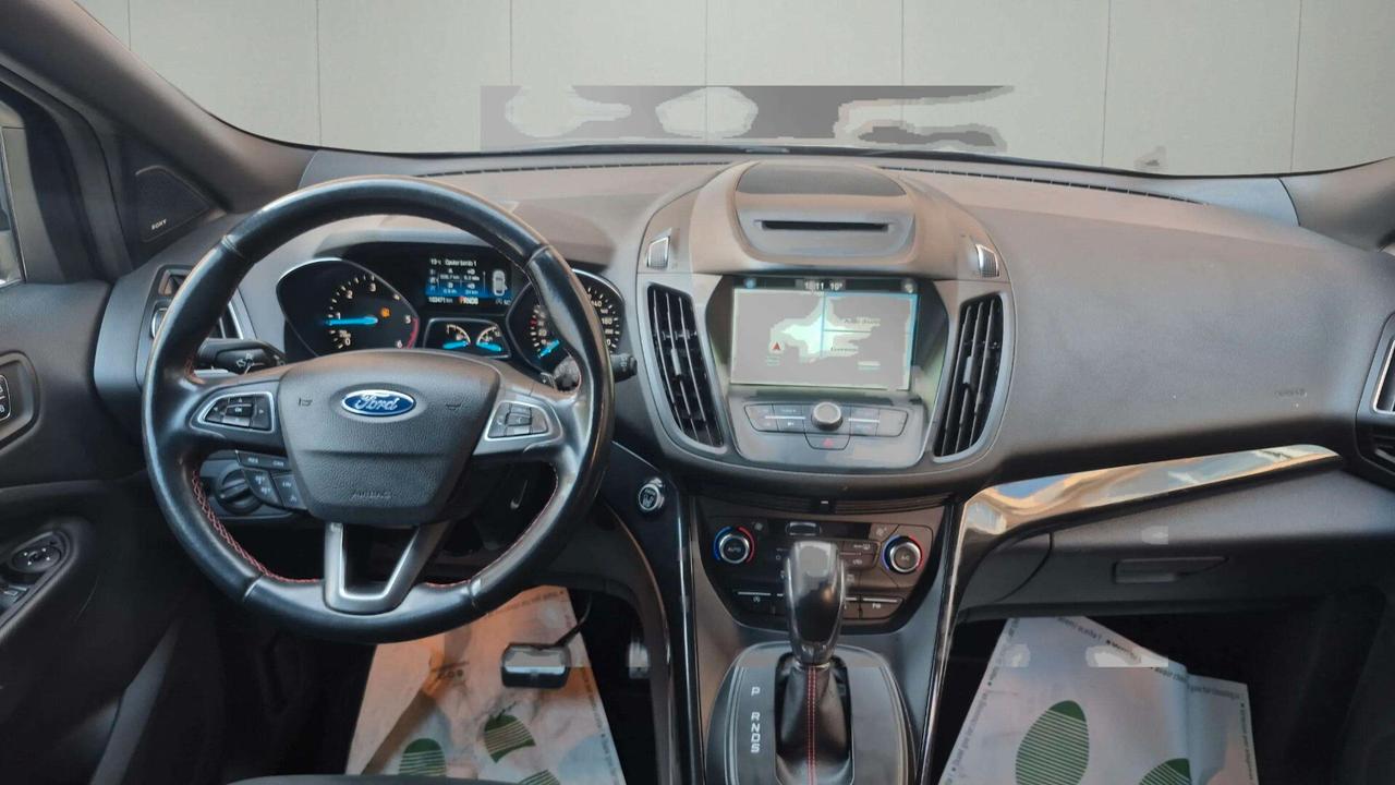 Ford Kuga 2.0 TDCI 150 CV S&S 4WD Powershift ST-Line