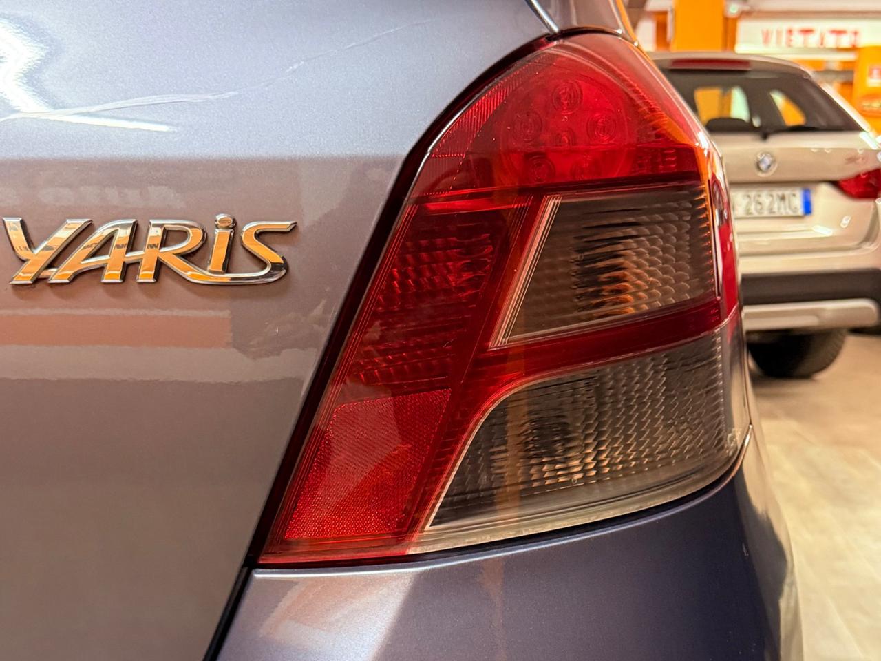 STUPENDA TOYOTA YARIS UNICO PROPRIETARIO CON 74.788 KM