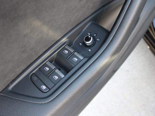 AUDI A4 50 TDI quattro tiptronic S line edition