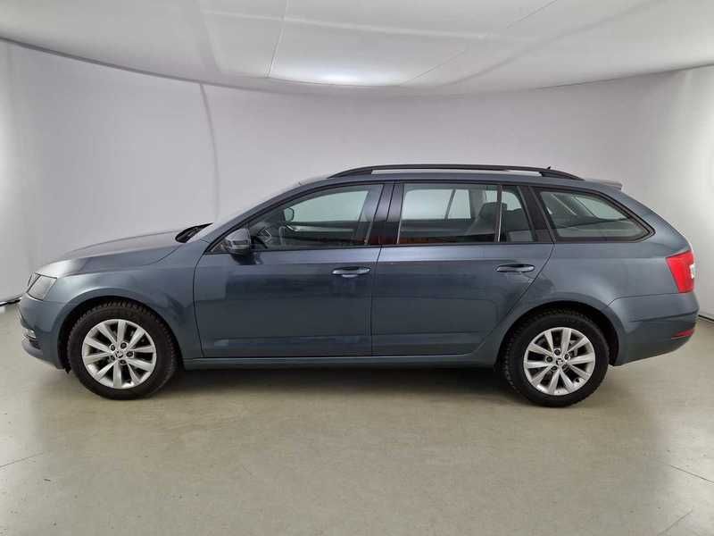 SKODA OCTAVIA WAGON 1.6 TDI EXECUTIVE DSG