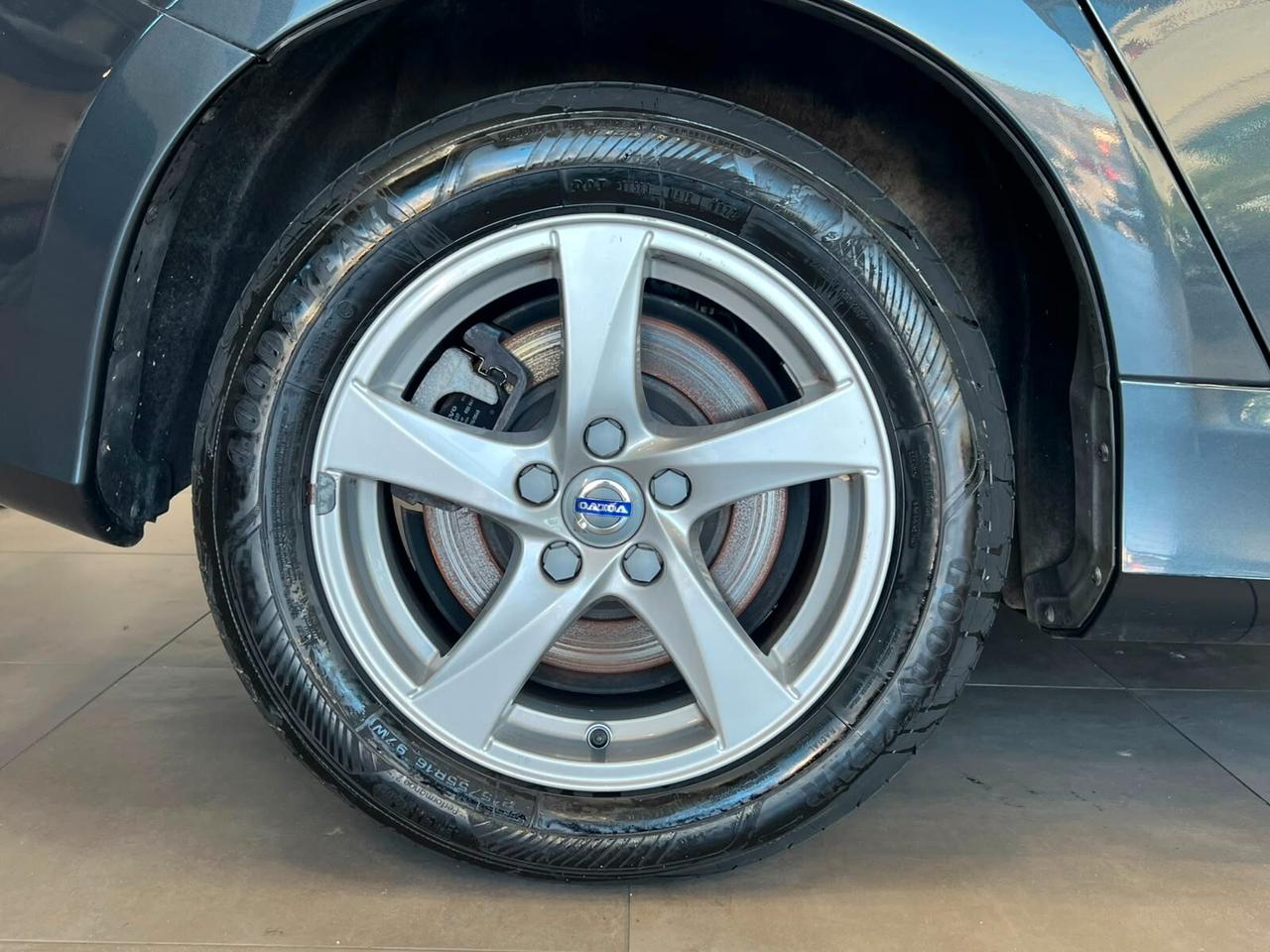 VOLVO S60 2.0 d4 Kinetic 190cv - IVA ESPOSTA