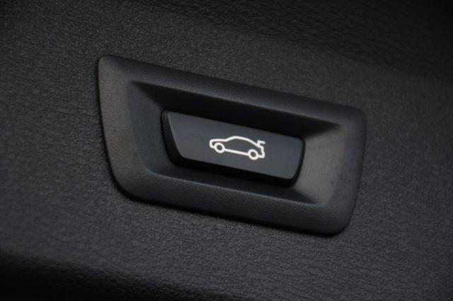 BMW X1 xDrive18d Business Advantage **SOLO 15000KM!!***