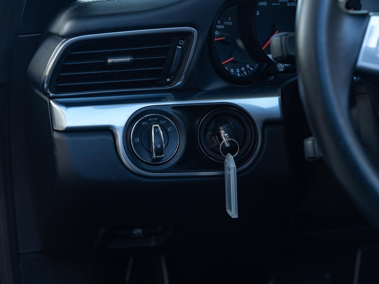 Porsche 911 3.8 Targa 4S