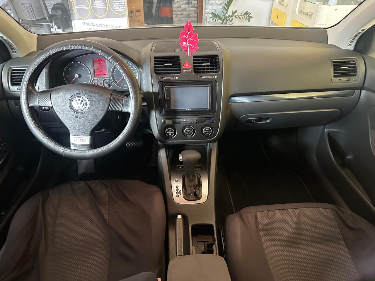 Volkswagen Golf Gtd cambio automatico