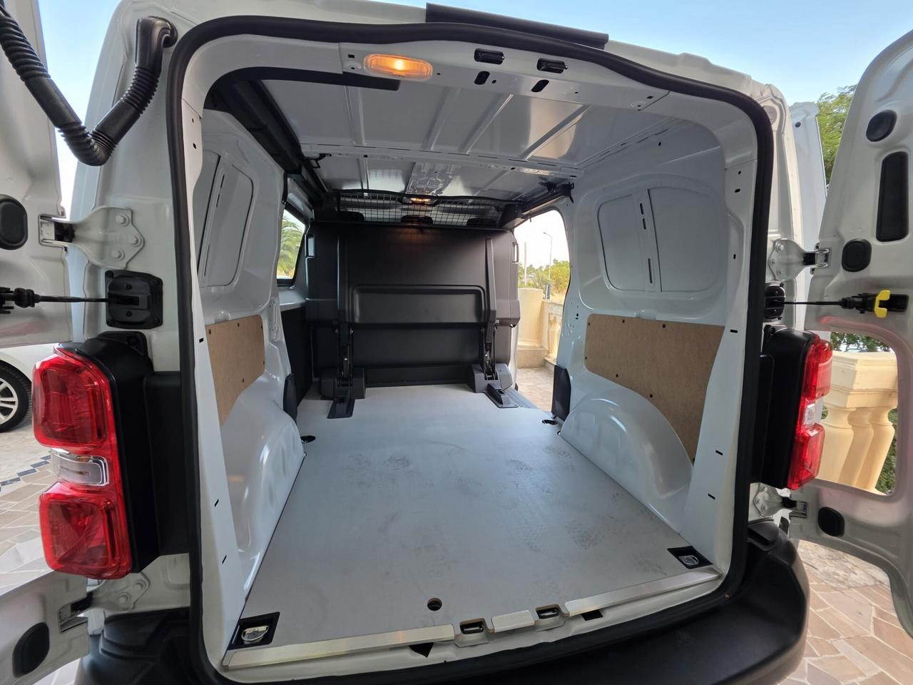 Opel Vivaro 1.5 Diesel 120CV S&S PL-TN-DC M Mobile Furgone#AUTOCARRO#KMZERO#VIRTUAL#CARPLAY