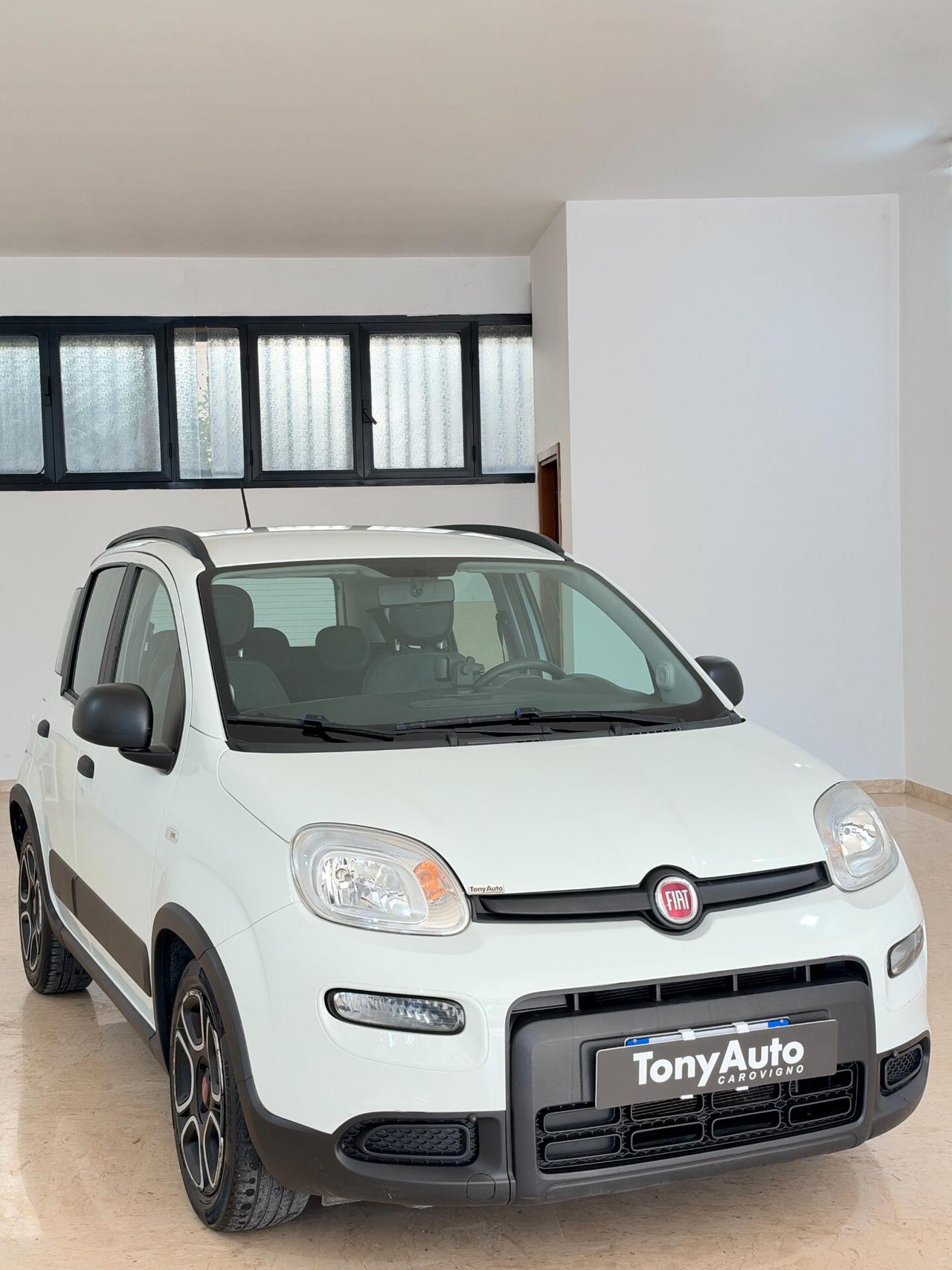 Fiat Panda 1.0 hybrid Easy Connect s adatta per NEO PATENTATI,BLUETOOTH,COMANDI AL VOLANTE,USB,SENSORI DI PARCH