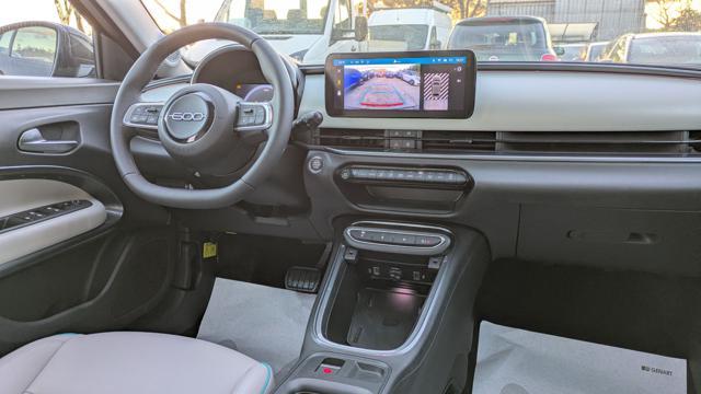FIAT 600 HYBRID LA PRIMA DCT 6 1.2cc 100cv ASSIST FRENATA
