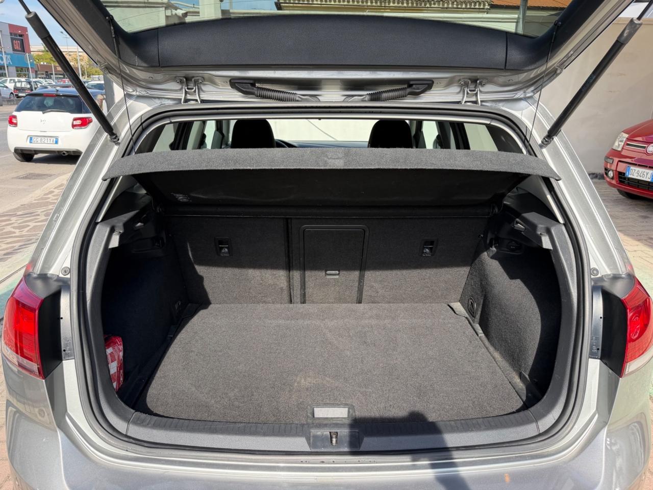 Volkswagen Golf 1.6 TDI BlueMotion - GARANZIA
