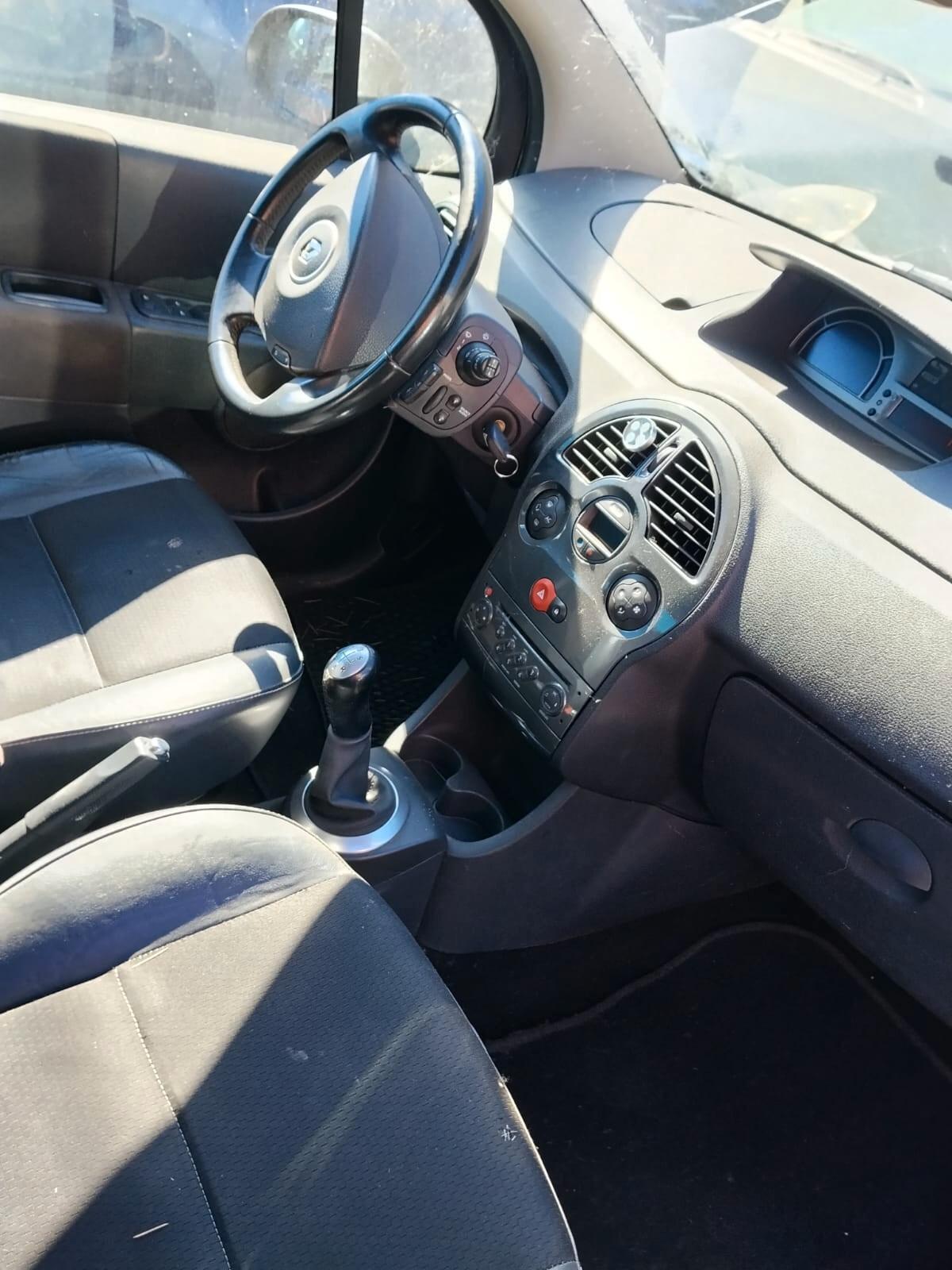 Renault Modus Grand 1.2 16V Live