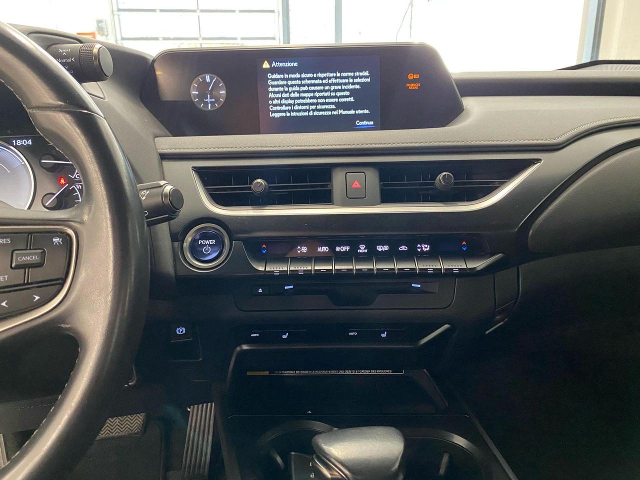 Lexus UX 250h 2.0 Executive 2wd cvt my20