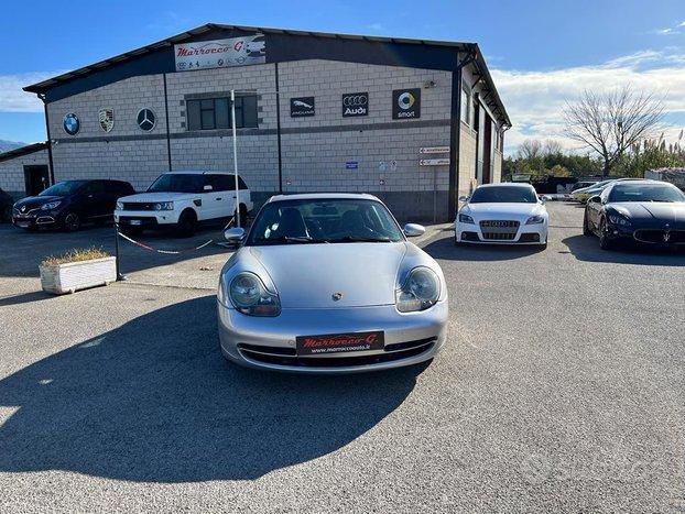 Porsche carrera 4 996