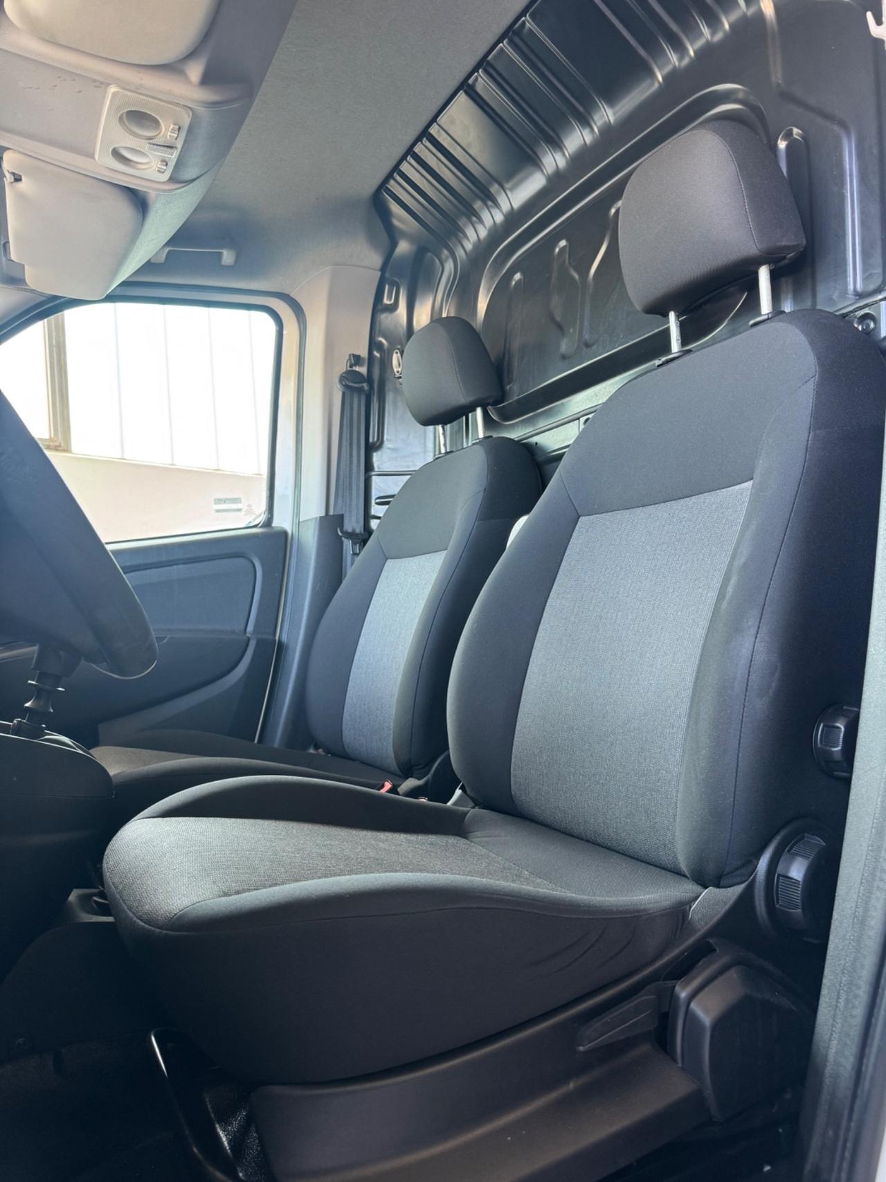 Fiat Doblo Doblò 1.4 Natural Power PL-TN Cargo Maxi Lounge
