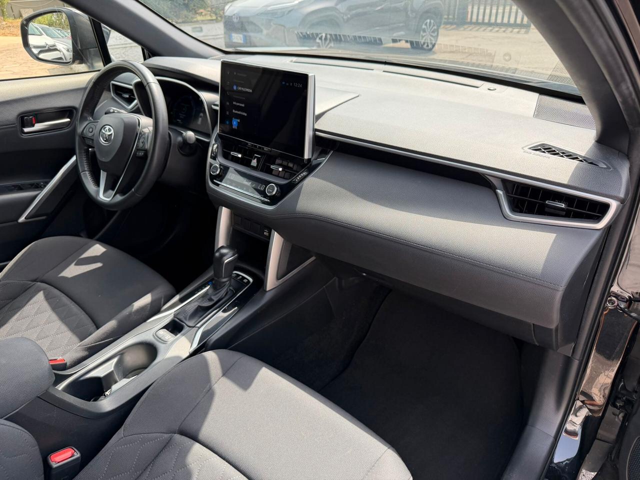 Toyota Corolla Cross 2.0 Hybrid 197 CV E-CVT Trend