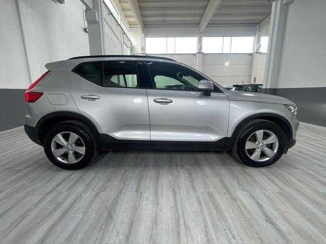 Volvo XC40 D3 Momentum