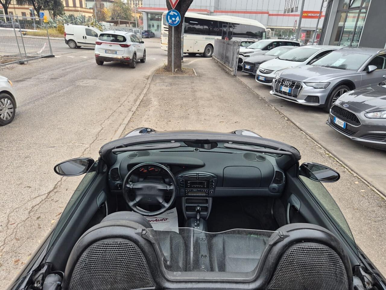 Porsche Boxster 2.5i 24V cat