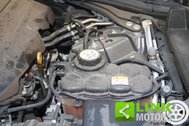 LAND ROVER Range Rover Velar 2.0D I4 180 CV AWD Automatic