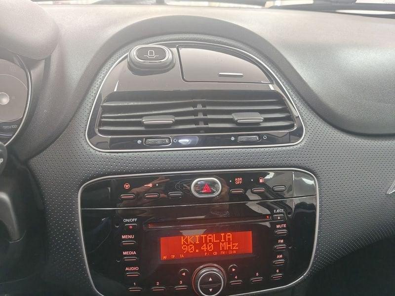 FIAT Grande Punto Punto 5p 1.4 natural power Actual 77cv