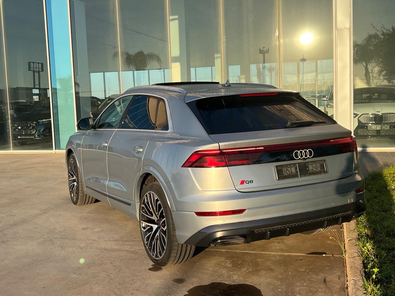 Audi Q8 50 3.0 tdi mhev S line edition possibilità noleggio no scoring