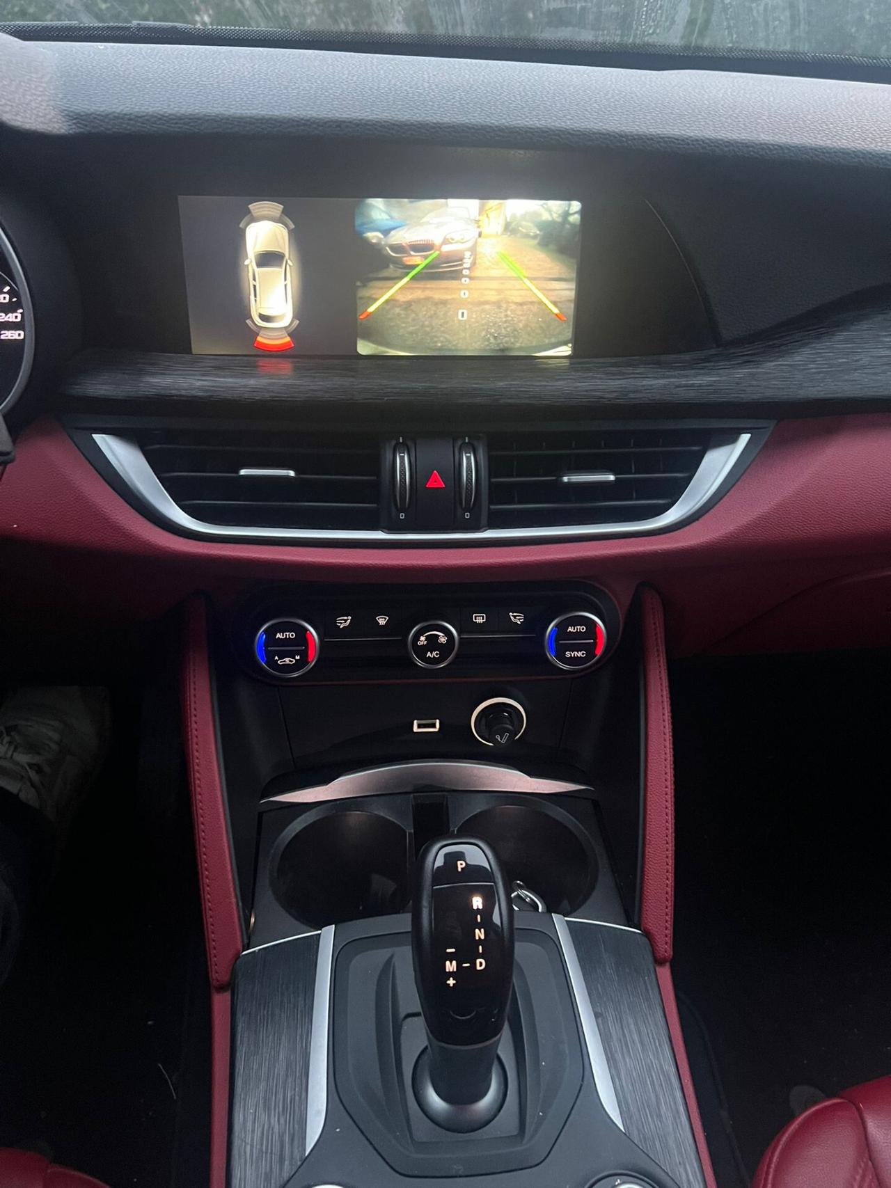 Alfa Romeo Stelvio 2.0 Turbo 200 CV AT8 Q4 Executive