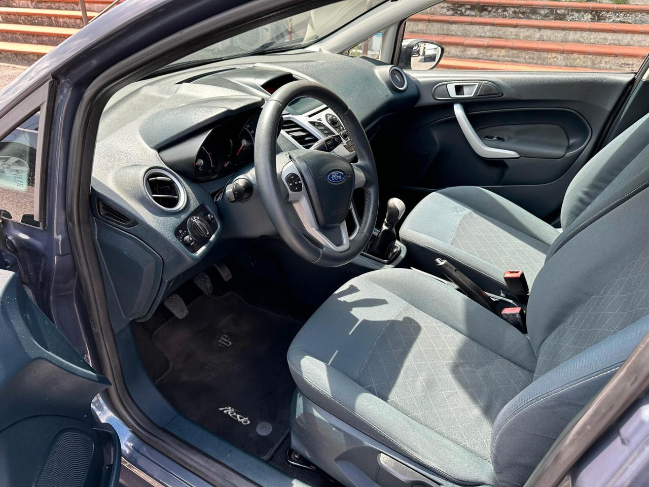 Ford Fiesta 1.4 TDCi 70CV 5 porte Titanium