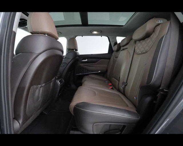 HYUNDAI Santa Fe 1.6 T-GDI PHEV 4WD AT 7 posti XCLASS