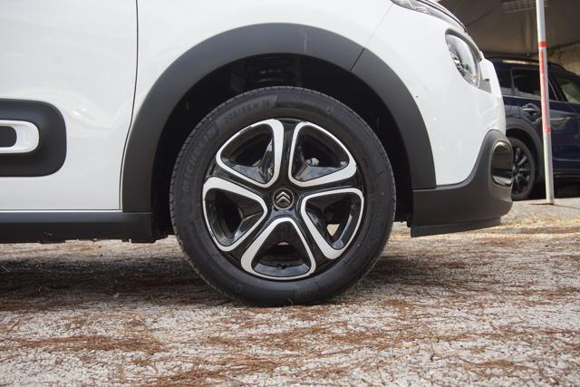 CITROEN C3 PureTech 110 S&S EAT6 Shine Pack