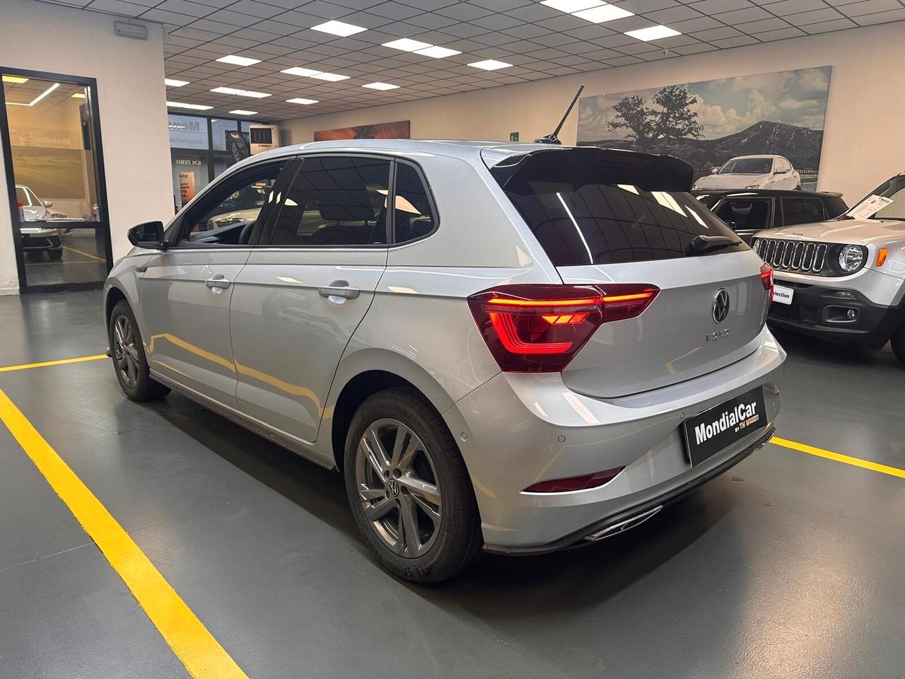 Volkswagen Polo 1.0 tsi R-Line 95cv * NUOVO / KM0 * IVA ESPOSTA *