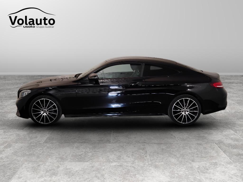Mercedes-Benz Classe C-C205 2018 Coupe - C Coupe 220 d Premium auto