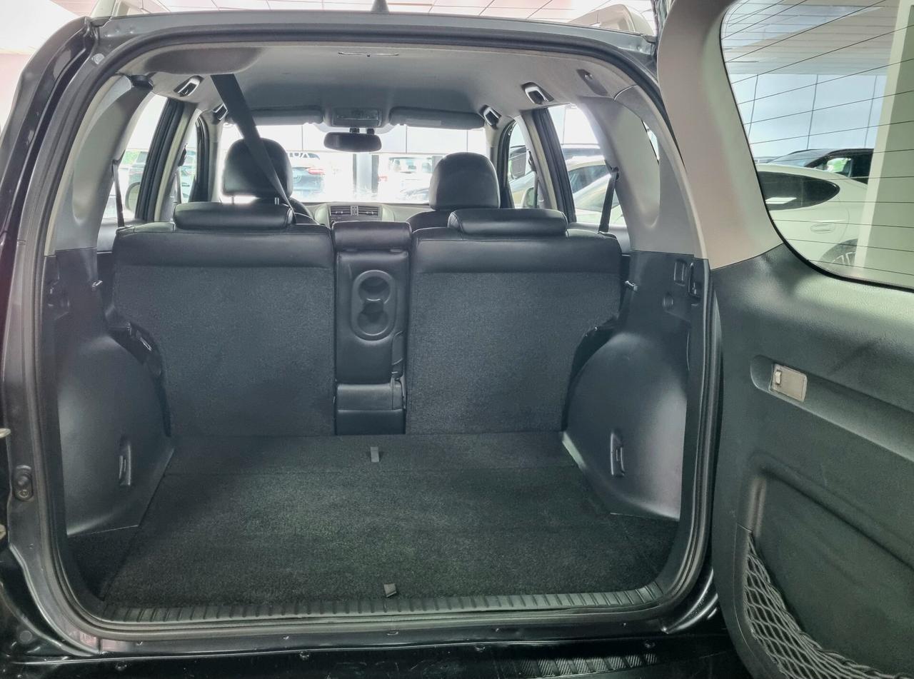 TOYOTA RAV4 2.2 D-4D 136 CV SOL 4x4 NEOPATENTATI