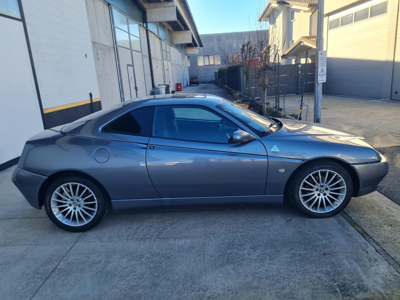 Alfa Romeo GTV 1.8i 16V Twin Spark cat ASI