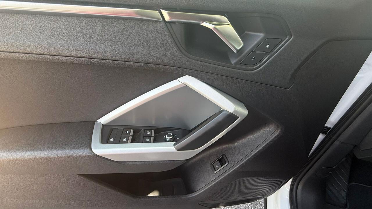 Audi Q3 35 TDI S tronic Business Advanced