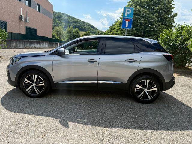PEUGEOT 3008 BlueHDi 130 S&S EAT8 Allure