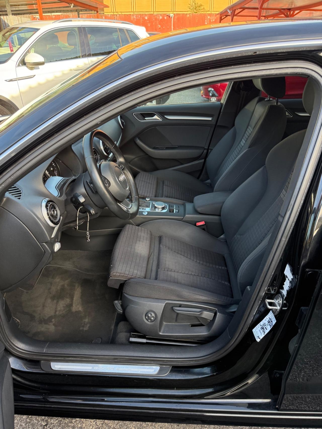 A3 SPB 1.4 TFSI e-tron-( 68 MILA KM )-UNIPRO-RATE-