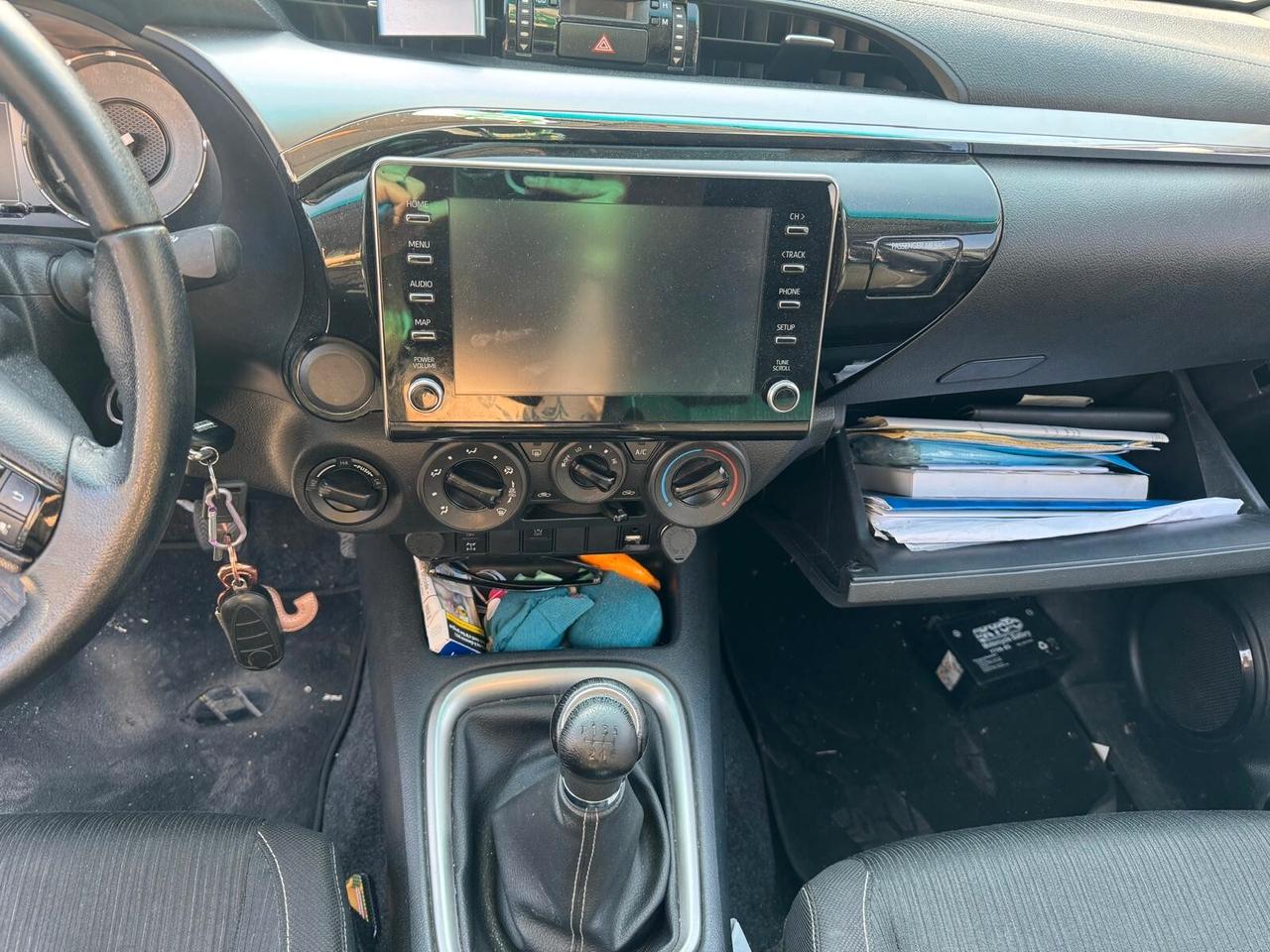 Toyota Hilux 2.4 D-4D 4WD 4 porte Double Cab Executive