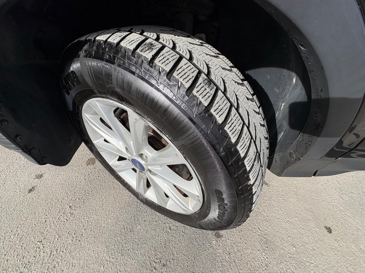 Kuga 2.0 TDCI 150 CV 2WD Titanium TETTO APRIBILE!