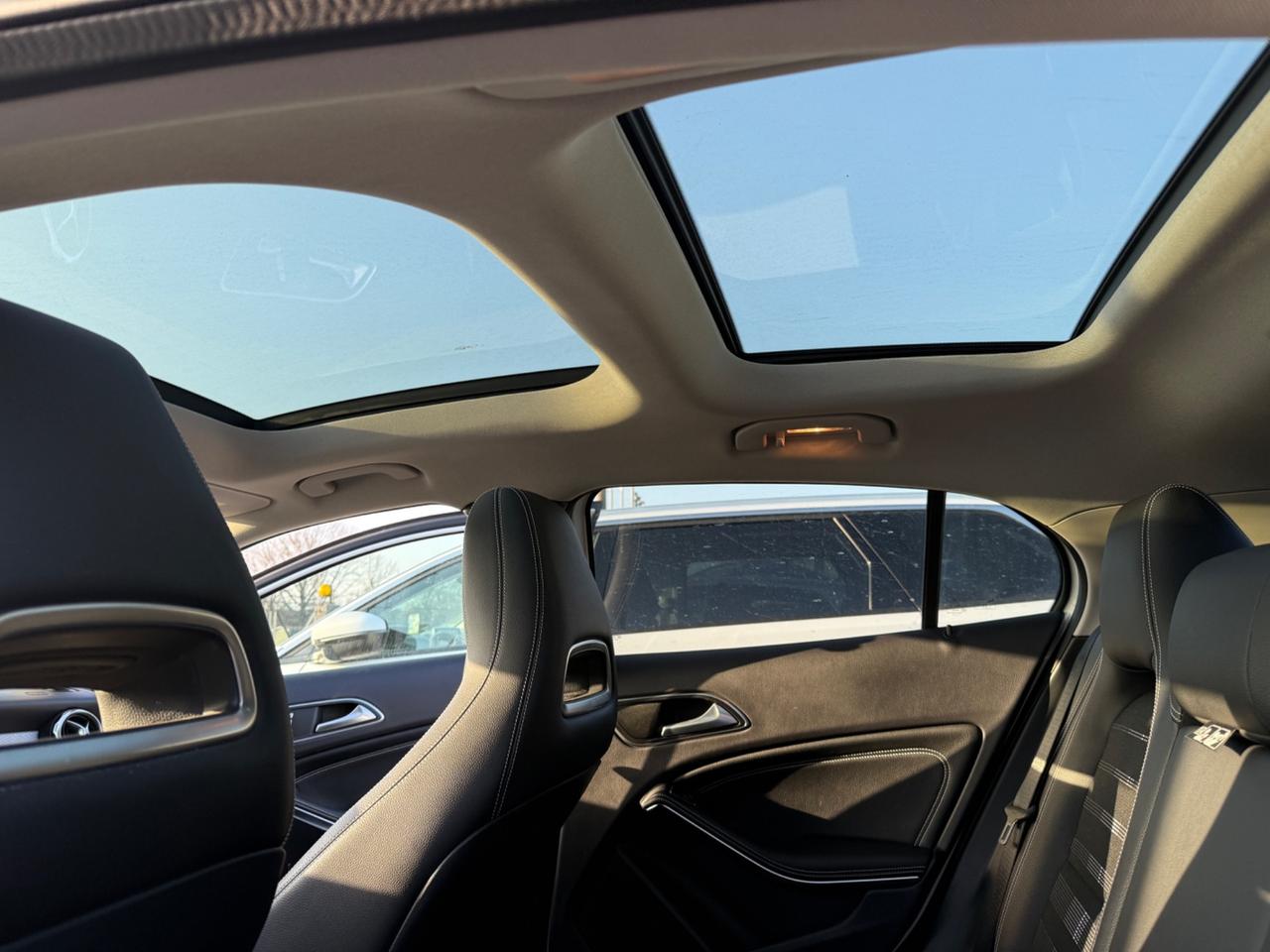 Mercedes-benz GLA 180 Business