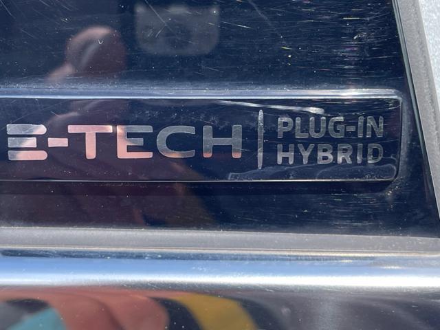 RENAULT Captur Plug-in Hybrid E-Tech 160 CV Initiale Paris