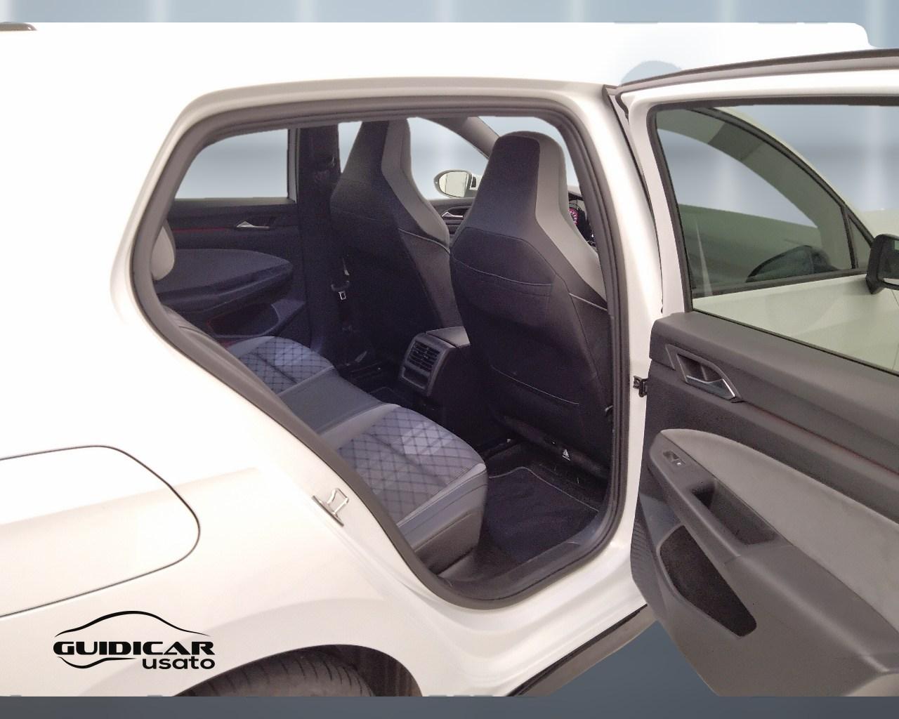 VOLKSWAGEN Golf VIII 2020 - Golf 1.5 tsi evo R-Line 130cv