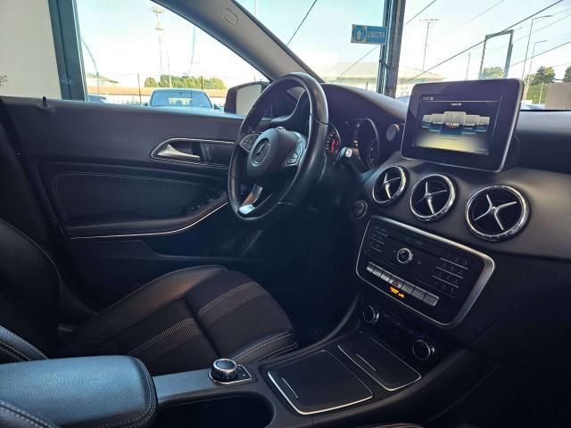 Mercedes-Benz CLA 200 Shooting Brake - X117 Shooting Brake d Premium auto FL