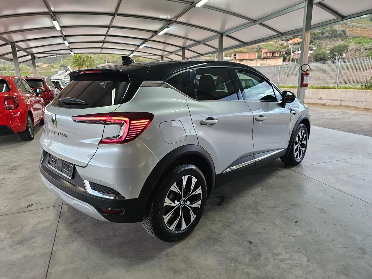 RENAULT CAPTUR 1.0 TCE TECHNO 90CV 05/2024