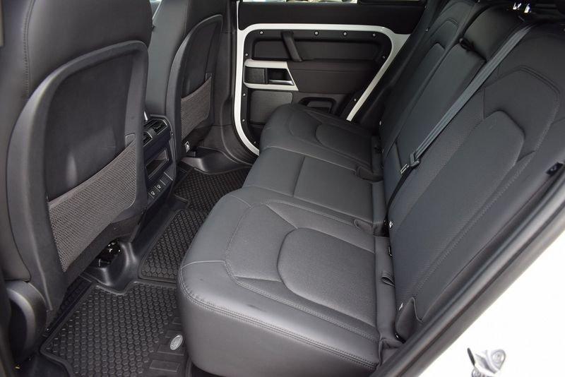 Land Rover Defender 110 3.0D I6 200 CV AWD Auto SE