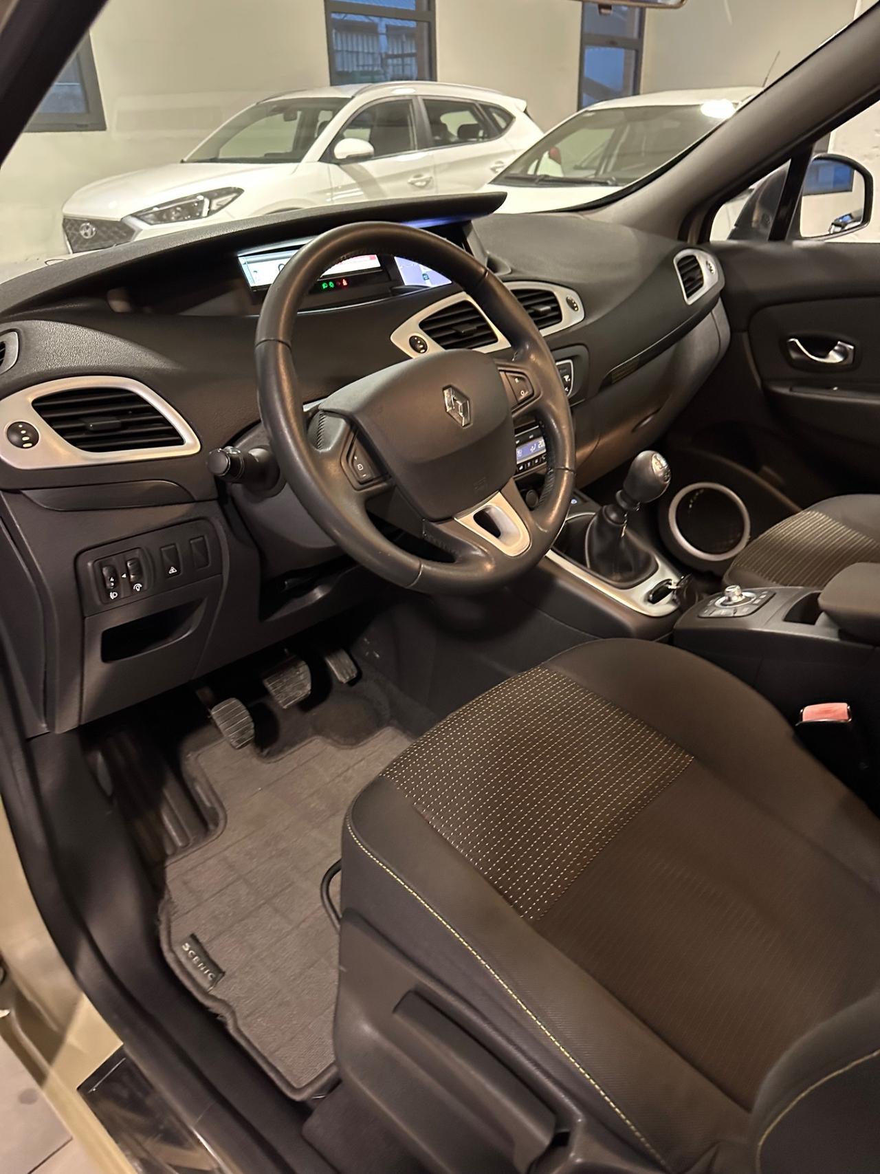 Renault Scenic Scénic X-Mod 1.5 dCi 110CV Luxe