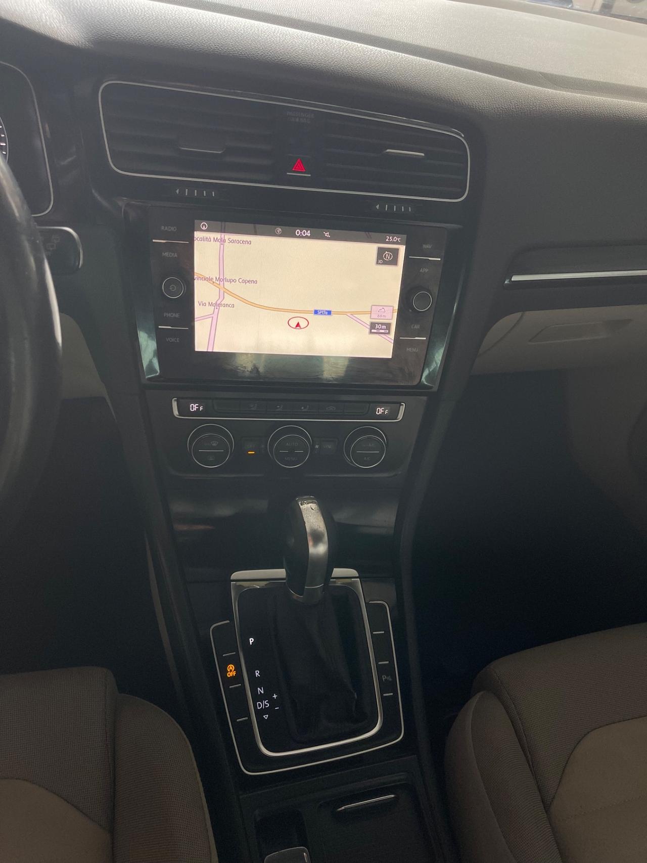 Volkswagen Golf 1.6 TDI DSG Virtual Cokpit PERMUTE RATE